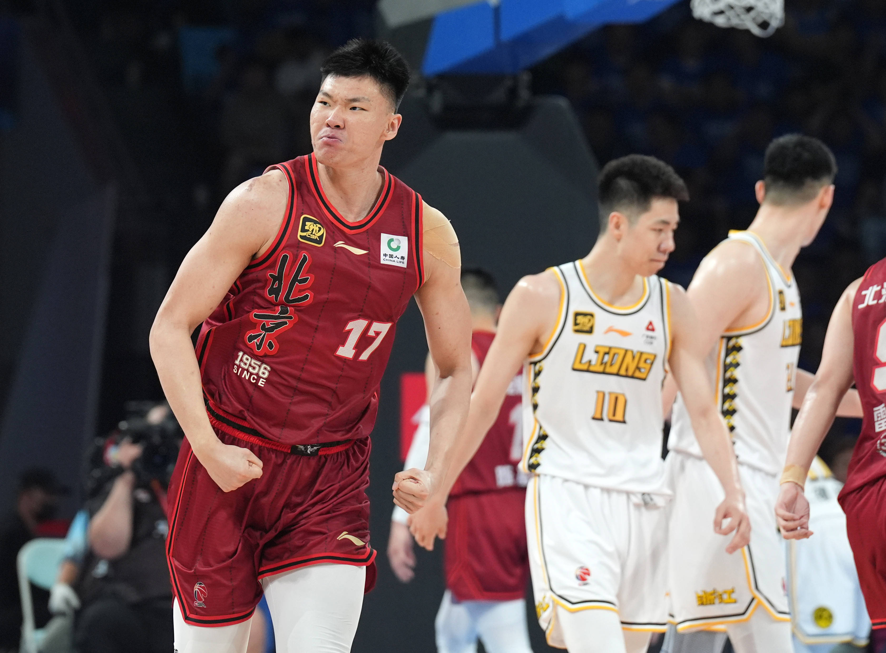 叙事决定内 叙事决定内